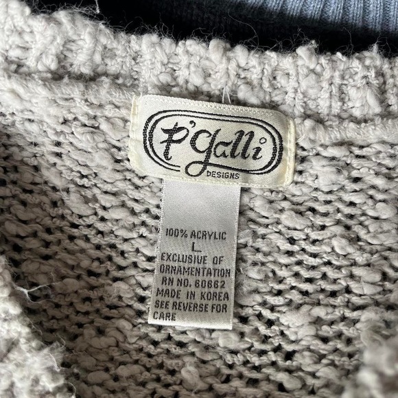 Grey Floral Sweater - Picture 7 of 8